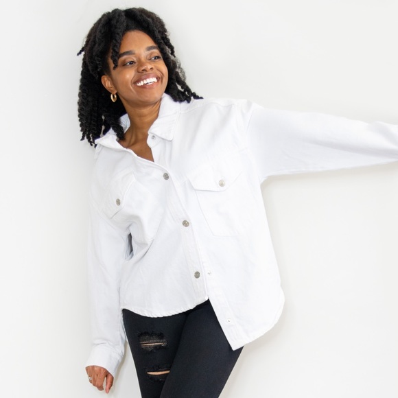 ZARA White Oversized Denim Shirt Size Medium - Picture 2 of 7